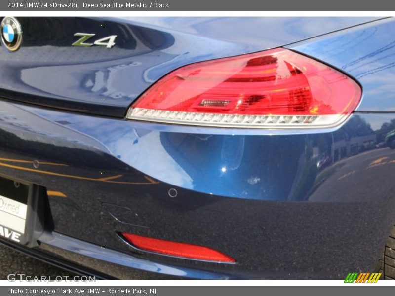 Deep Sea Blue Metallic / Black 2014 BMW Z4 sDrive28i