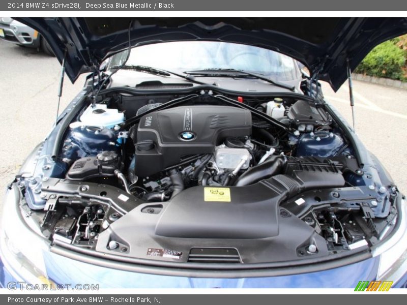 Deep Sea Blue Metallic / Black 2014 BMW Z4 sDrive28i