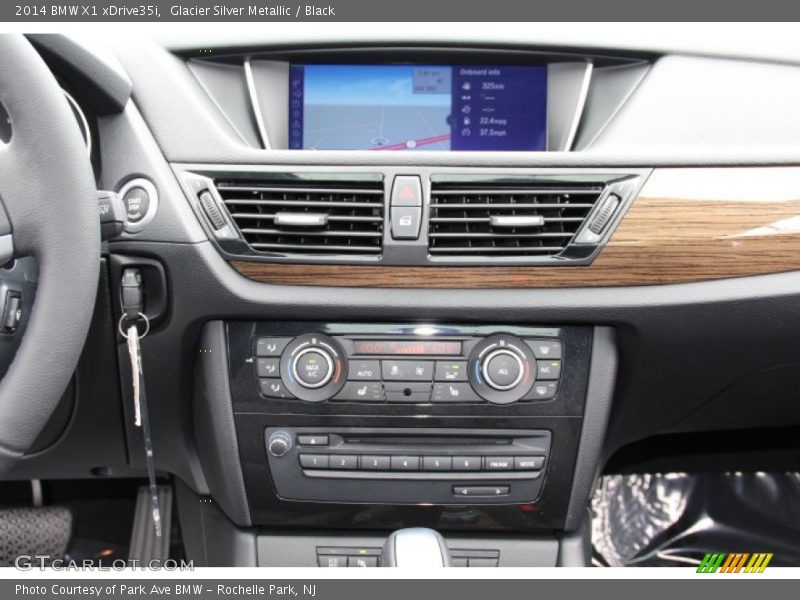 Glacier Silver Metallic / Black 2014 BMW X1 xDrive35i