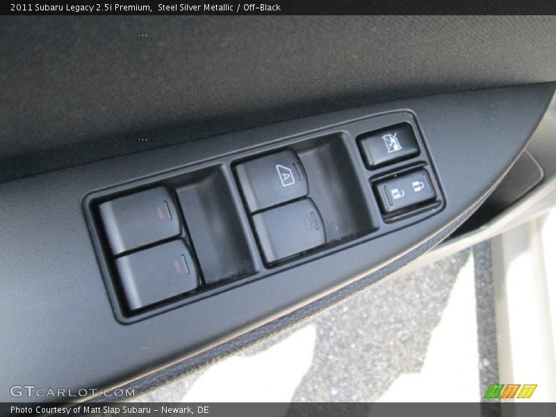 Steel Silver Metallic / Off-Black 2011 Subaru Legacy 2.5i Premium
