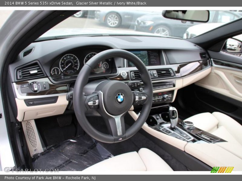 Glacier Silver Metallic / Ivory White/Black 2014 BMW 5 Series 535i xDrive Sedan