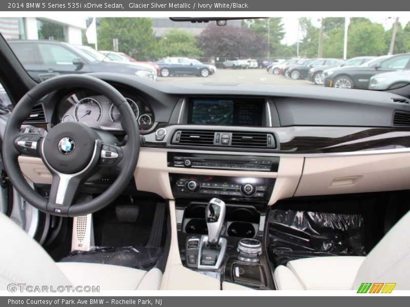 Glacier Silver Metallic / Ivory White/Black 2014 BMW 5 Series 535i xDrive Sedan