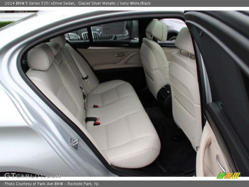 Glacier Silver Metallic / Ivory White/Black 2014 BMW 5 Series 535i xDrive Sedan