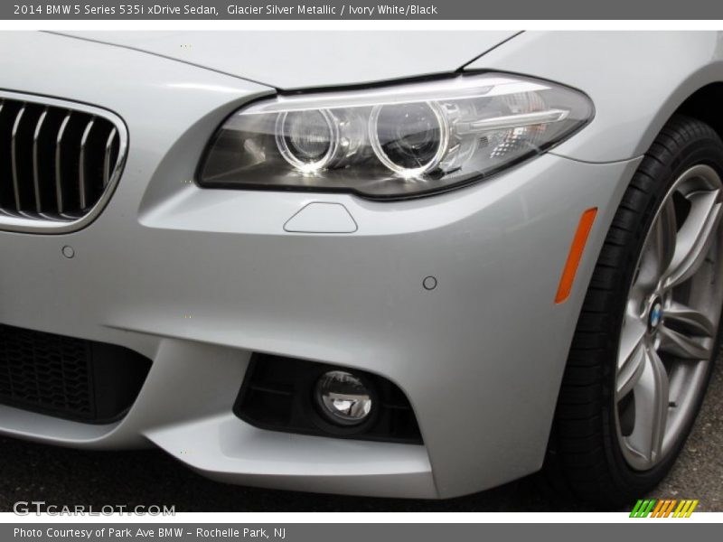 Glacier Silver Metallic / Ivory White/Black 2014 BMW 5 Series 535i xDrive Sedan