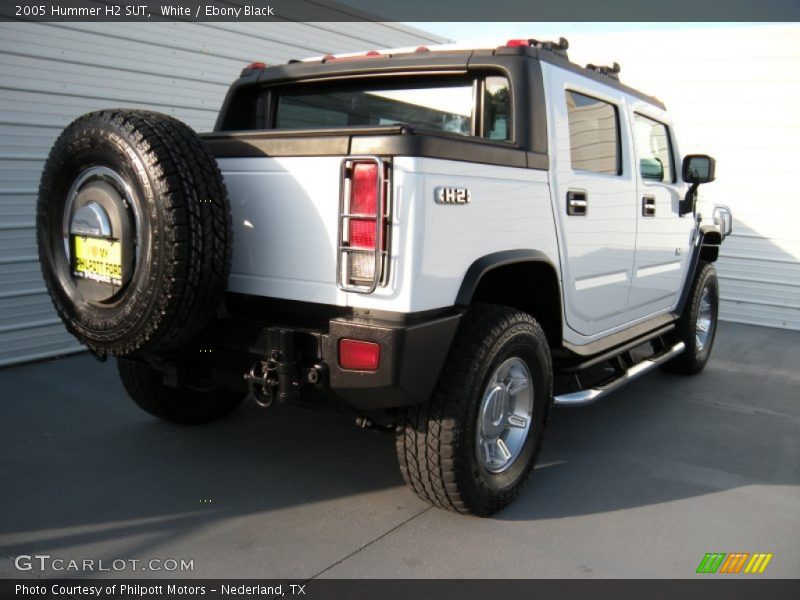 White / Ebony Black 2005 Hummer H2 SUT