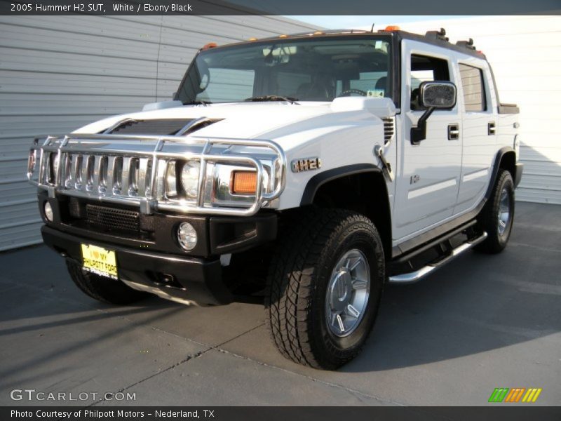 White / Ebony Black 2005 Hummer H2 SUT