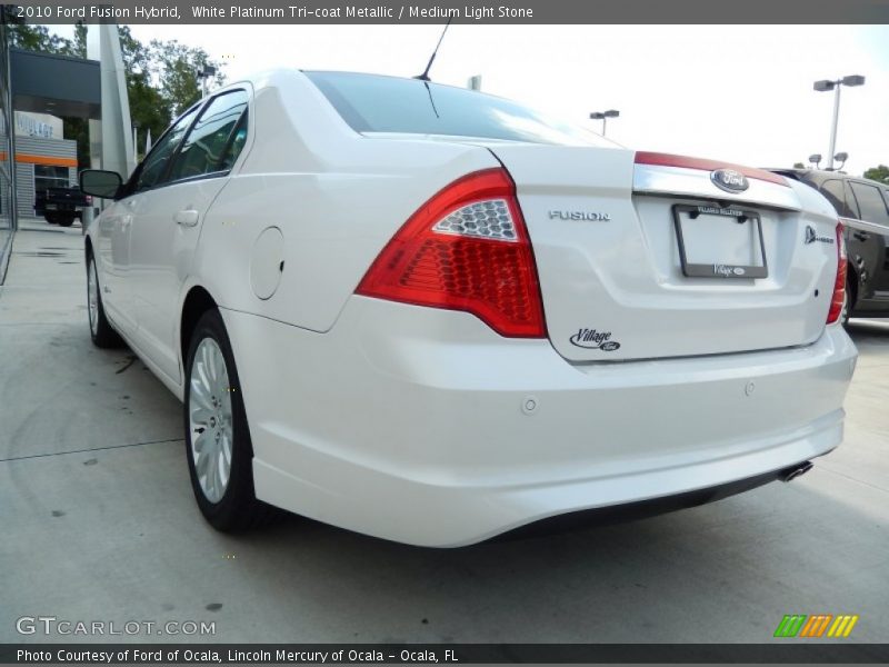 White Platinum Tri-coat Metallic / Medium Light Stone 2010 Ford Fusion Hybrid