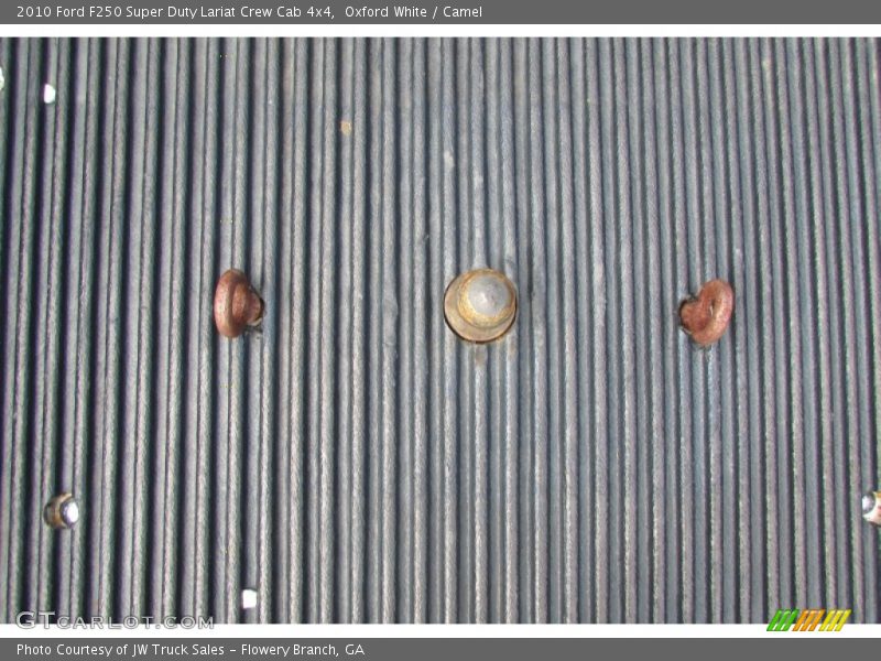 Oxford White / Camel 2010 Ford F250 Super Duty Lariat Crew Cab 4x4
