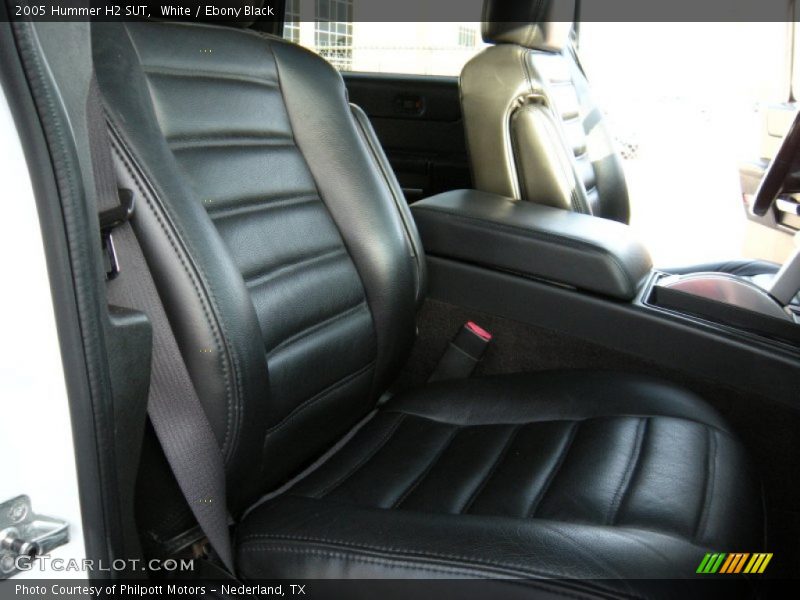 Front Seat of 2005 H2 SUT