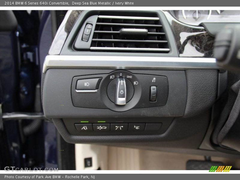 Controls of 2014 6 Series 640i Convertible