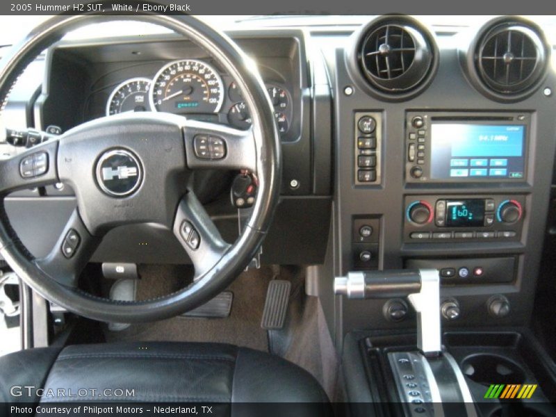 Dashboard of 2005 H2 SUT