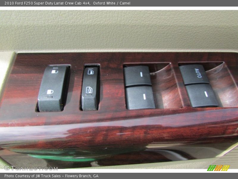 Oxford White / Camel 2010 Ford F250 Super Duty Lariat Crew Cab 4x4