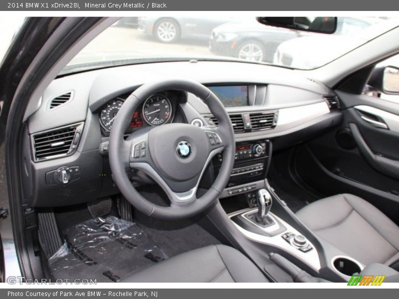 Mineral Grey Metallic / Black 2014 BMW X1 xDrive28i