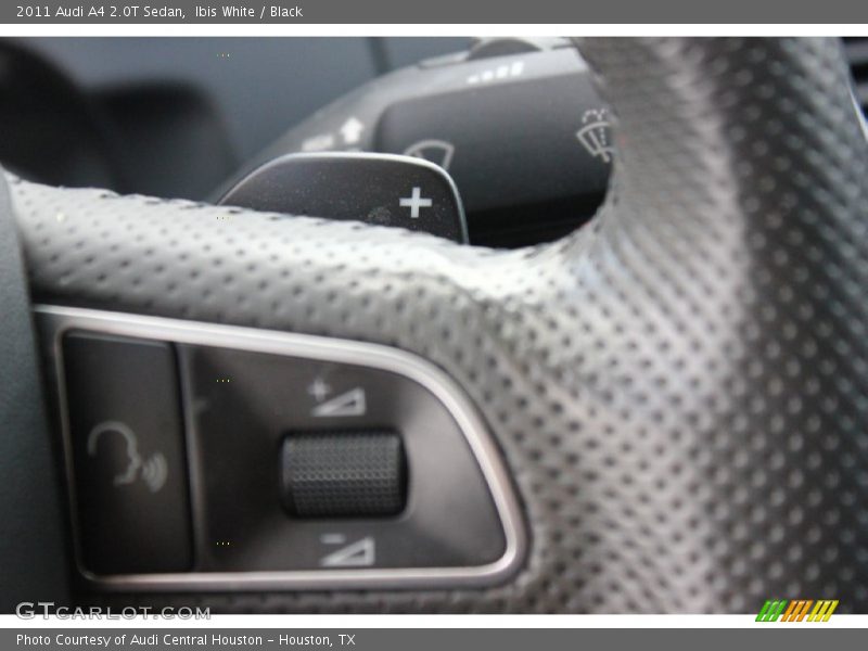 Ibis White / Black 2011 Audi A4 2.0T Sedan