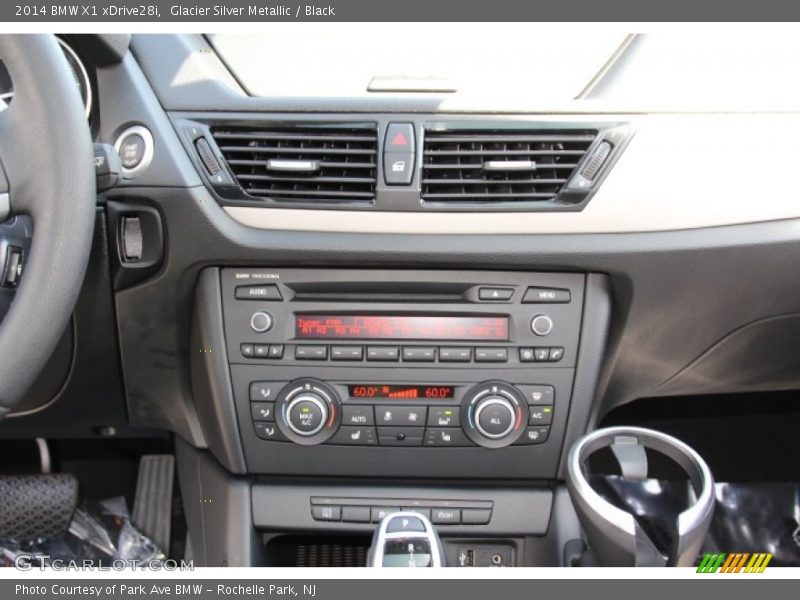 Glacier Silver Metallic / Black 2014 BMW X1 xDrive28i