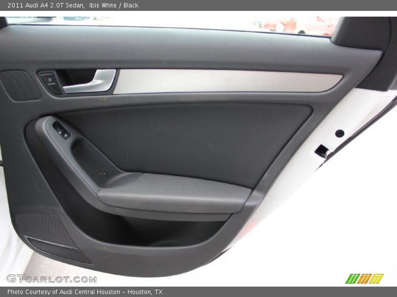 Ibis White / Black 2011 Audi A4 2.0T Sedan