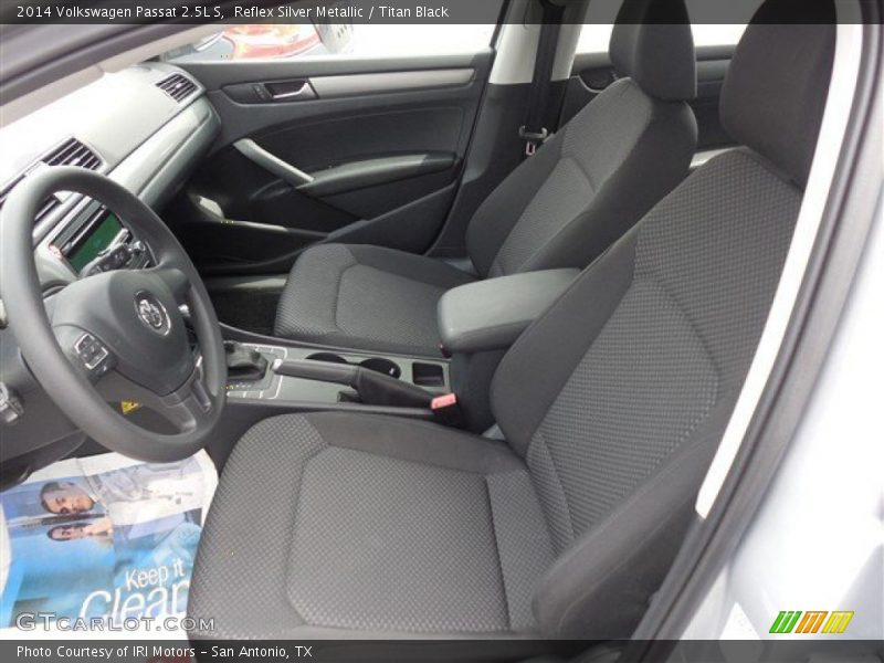 Reflex Silver Metallic / Titan Black 2014 Volkswagen Passat 2.5L S