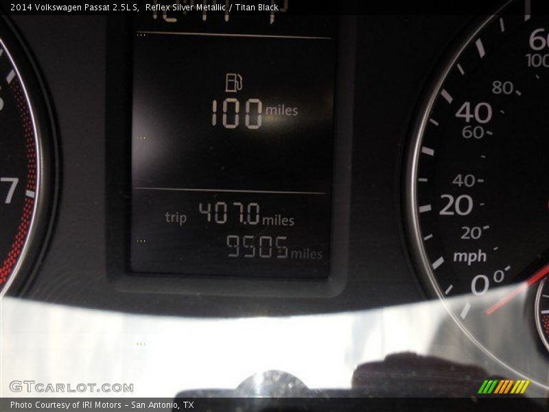 Reflex Silver Metallic / Titan Black 2014 Volkswagen Passat 2.5L S