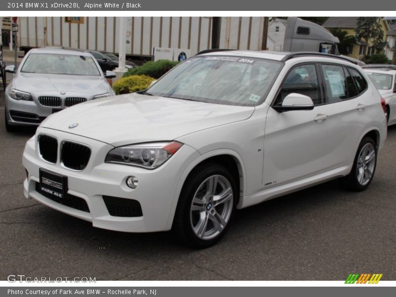 Alpine White / Black 2014 BMW X1 xDrive28i