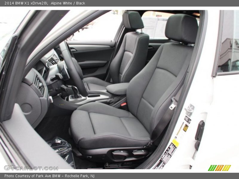 Alpine White / Black 2014 BMW X1 xDrive28i
