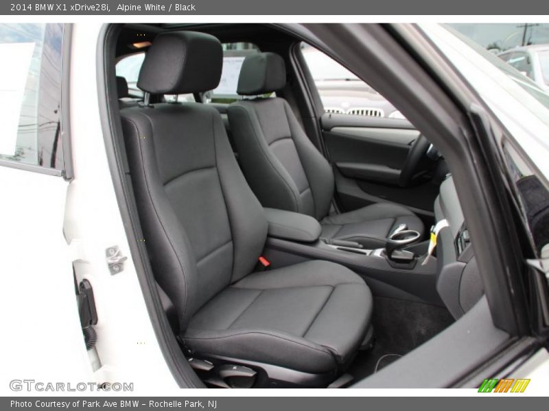 Alpine White / Black 2014 BMW X1 xDrive28i