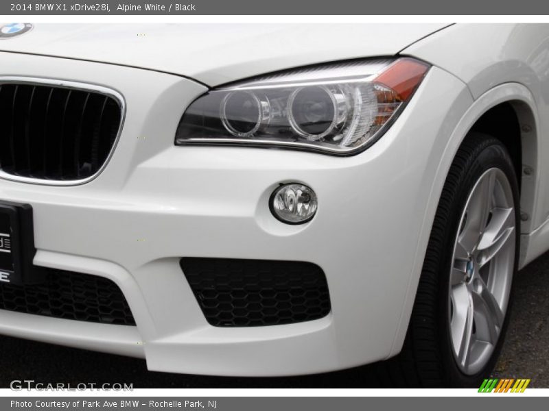 Alpine White / Black 2014 BMW X1 xDrive28i