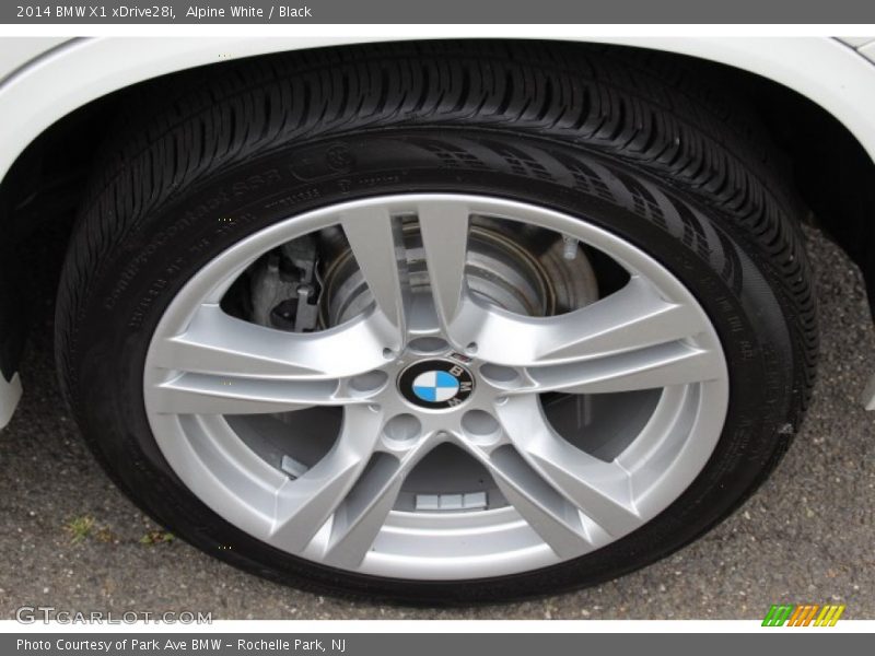 Alpine White / Black 2014 BMW X1 xDrive28i