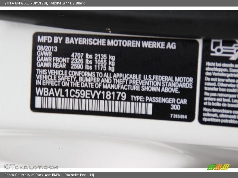 Alpine White / Black 2014 BMW X1 xDrive28i