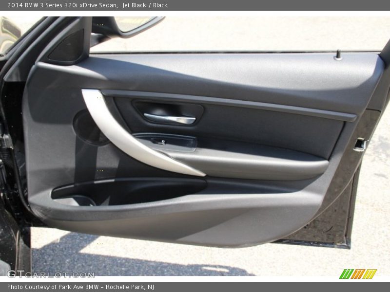 Jet Black / Black 2014 BMW 3 Series 320i xDrive Sedan