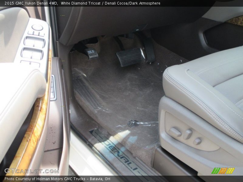 White Diamond Tricoat / Denali Cocoa/Dark Atmosphere 2015 GMC Yukon Denali 4WD