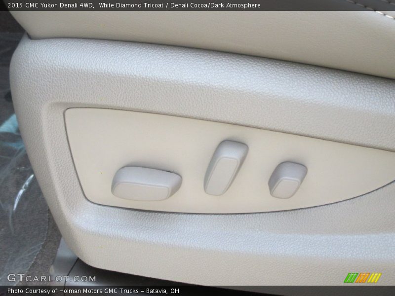 Controls of 2015 Yukon Denali 4WD