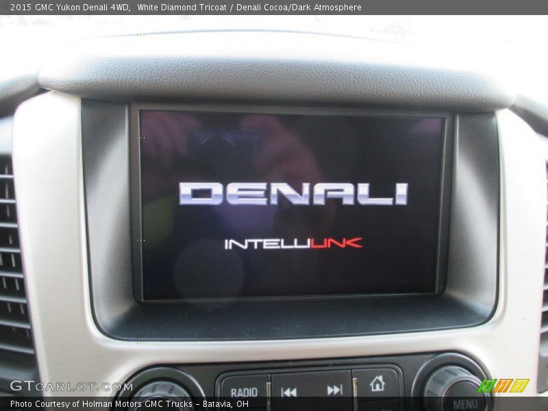 White Diamond Tricoat / Denali Cocoa/Dark Atmosphere 2015 GMC Yukon Denali 4WD