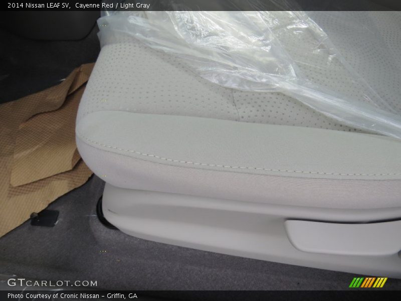 Cayenne Red / Light Gray 2014 Nissan LEAF SV