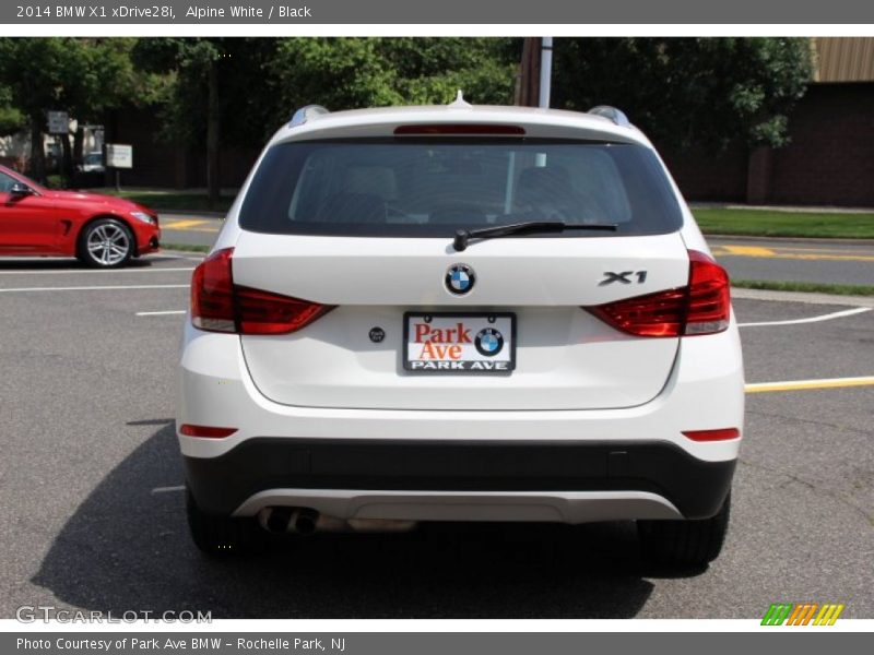 Alpine White / Black 2014 BMW X1 xDrive28i