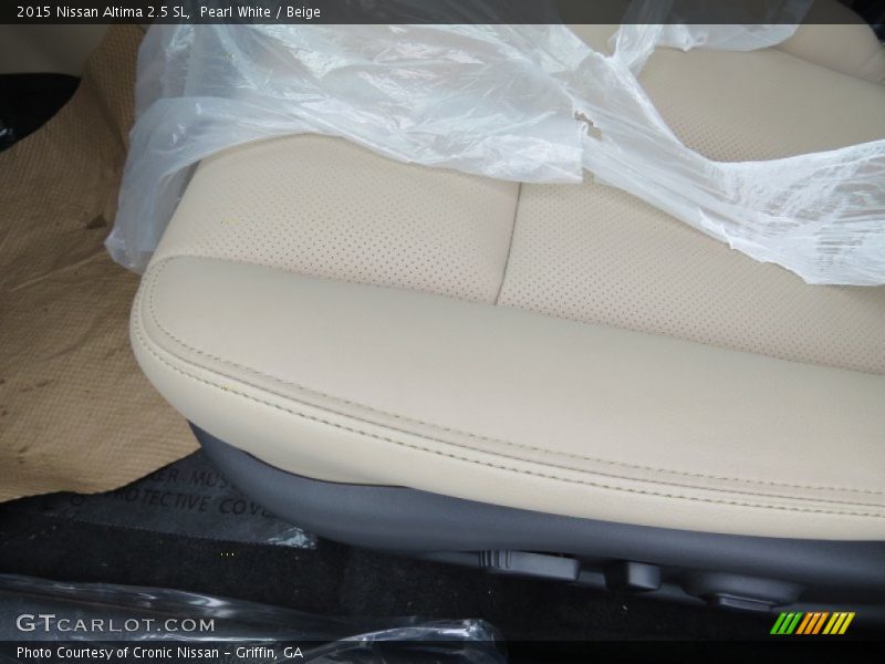 Pearl White / Beige 2015 Nissan Altima 2.5 SL