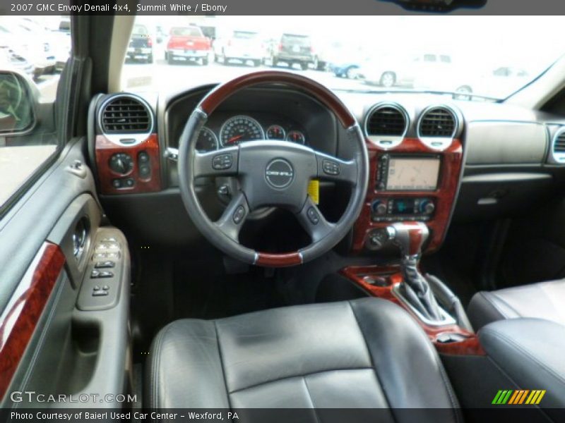 Summit White / Ebony 2007 GMC Envoy Denali 4x4