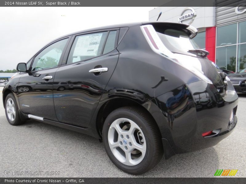 Super Black / Black 2014 Nissan LEAF SV