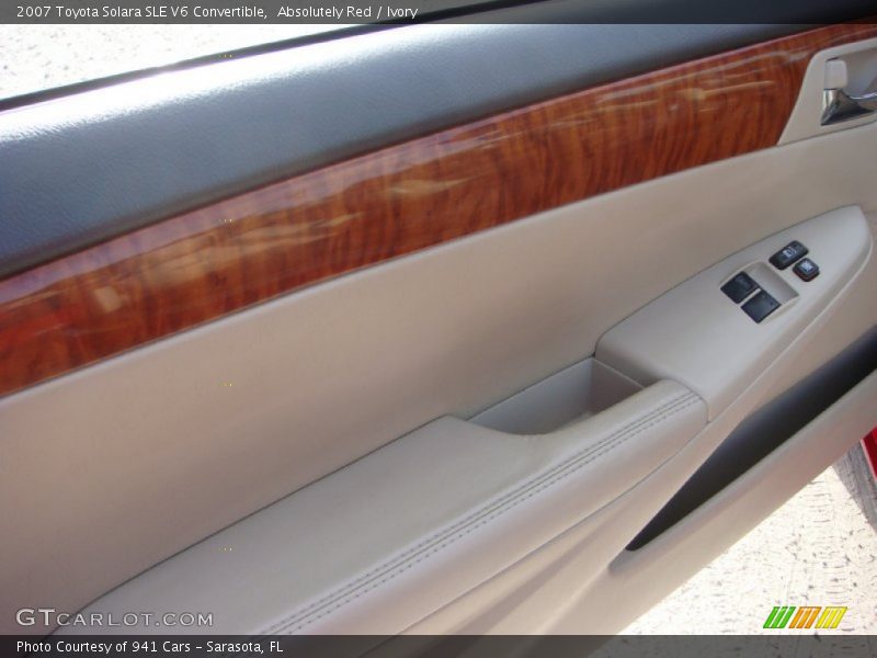 Absolutely Red / Ivory 2007 Toyota Solara SLE V6 Convertible
