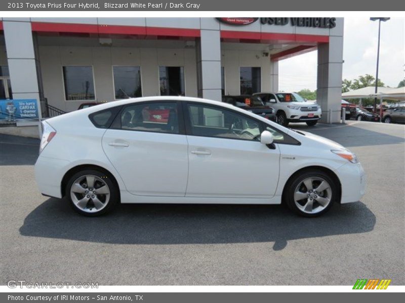 Blizzard White Pearl / Dark Gray 2013 Toyota Prius Four Hybrid