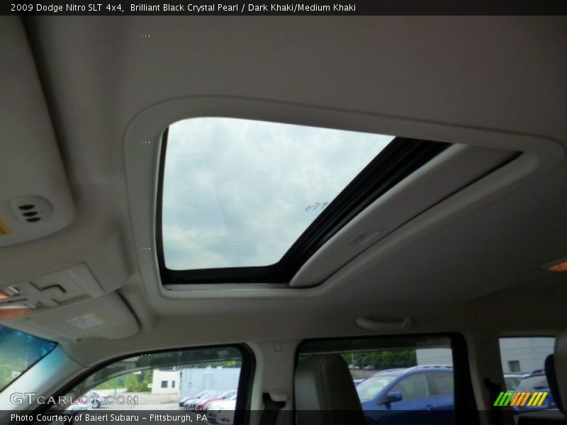 Brilliant Black Crystal Pearl / Dark Khaki/Medium Khaki 2009 Dodge Nitro SLT 4x4