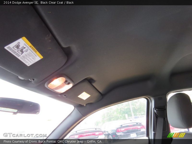 Black Clear Coat / Black 2014 Dodge Avenger SE