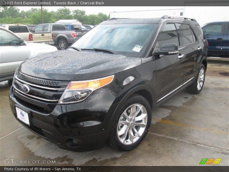 Tuxedo Black / Charcoal Black 2015 Ford Explorer Limited