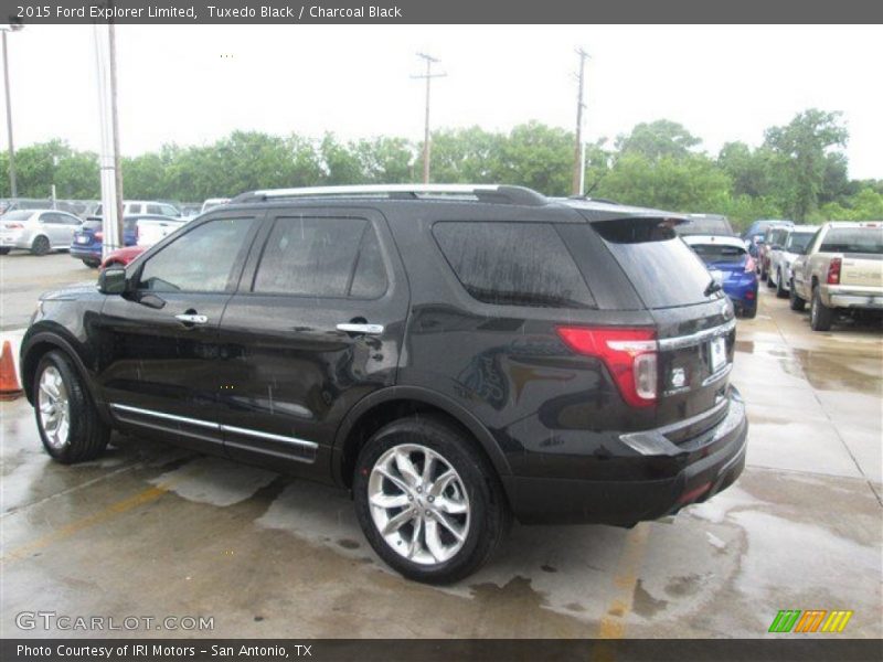 Tuxedo Black / Charcoal Black 2015 Ford Explorer Limited