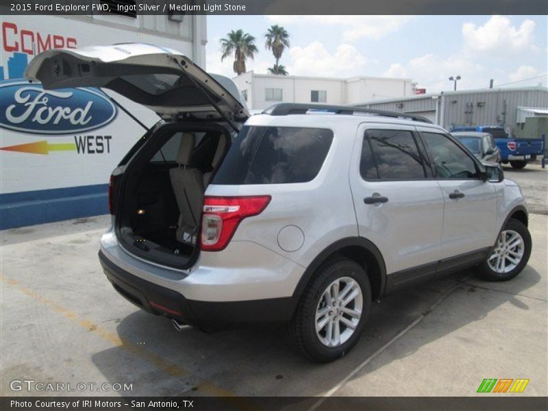 Ingot Silver / Medium Light Stone 2015 Ford Explorer FWD