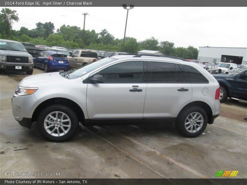Ingot Silver / Charcoal Black 2014 Ford Edge SE