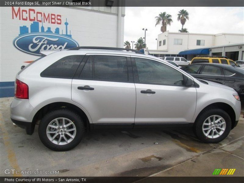 Ingot Silver / Charcoal Black 2014 Ford Edge SE
