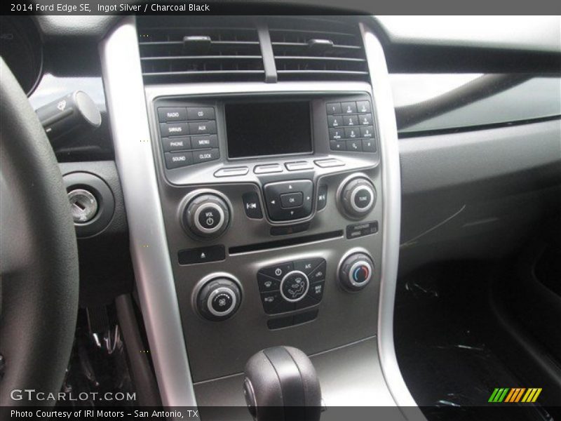 Ingot Silver / Charcoal Black 2014 Ford Edge SE