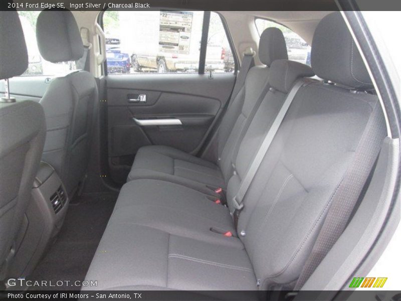 Ingot Silver / Charcoal Black 2014 Ford Edge SE