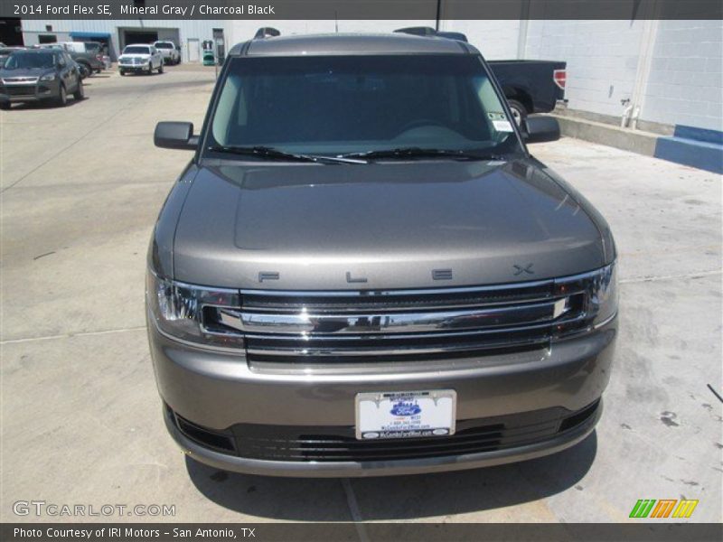 Mineral Gray / Charcoal Black 2014 Ford Flex SE