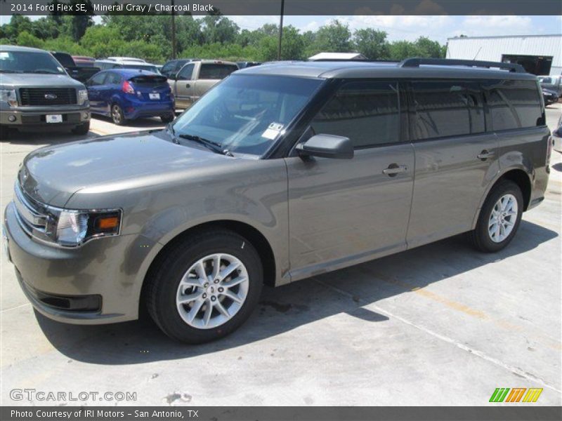 Mineral Gray / Charcoal Black 2014 Ford Flex SE